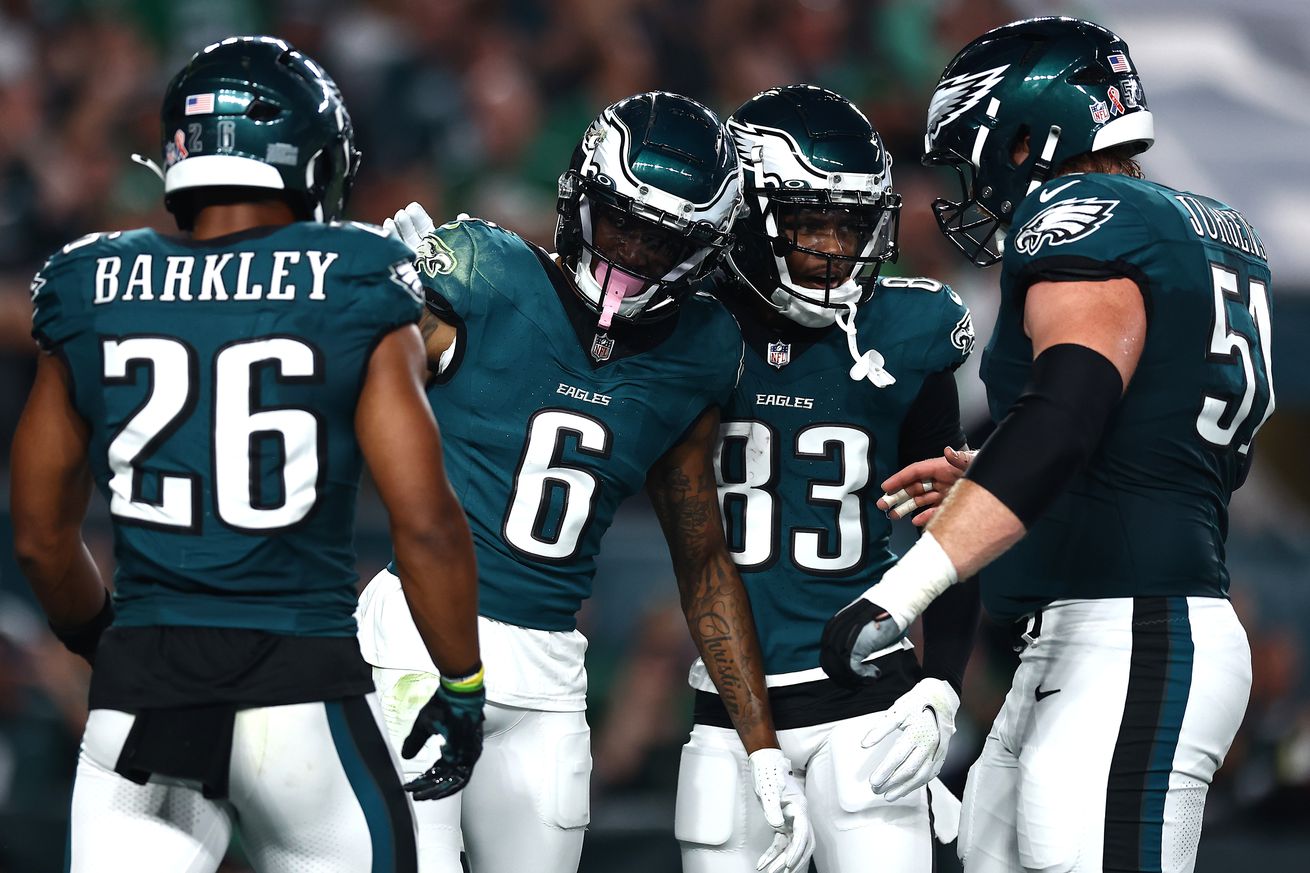 Atlanta Falcons v Philadelphia Eagles