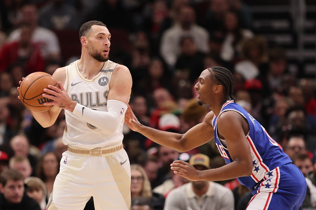 Philadelphia 76ers v Chicago Bulls
