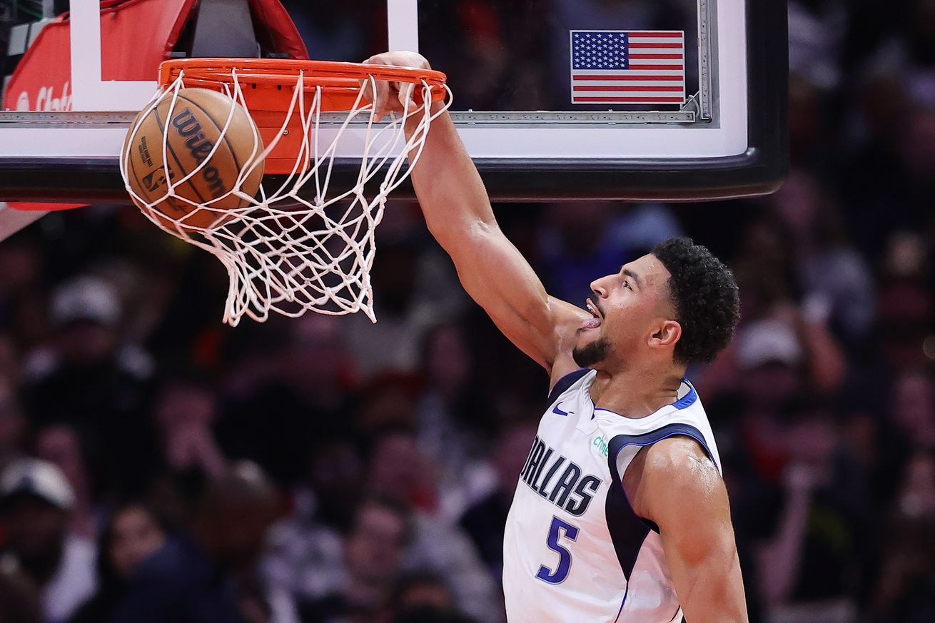 Dallas Mavericks v Houston Rockets