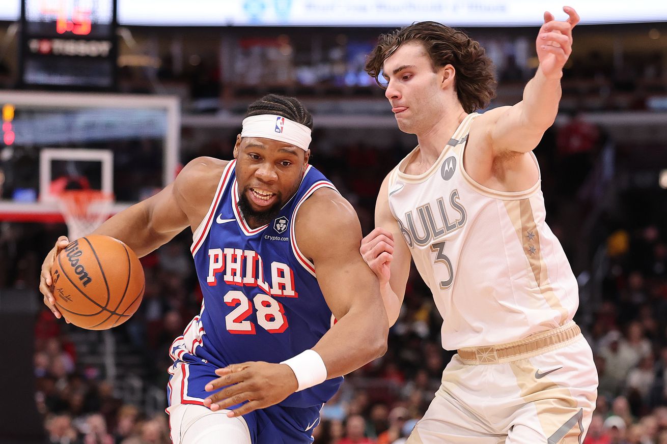 Philadelphia 76ers v Chicago Bulls
