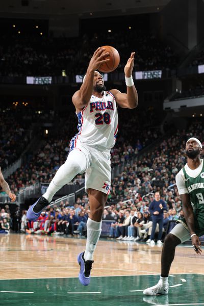 Philadelphia 76ers v Milwaukee Bucks