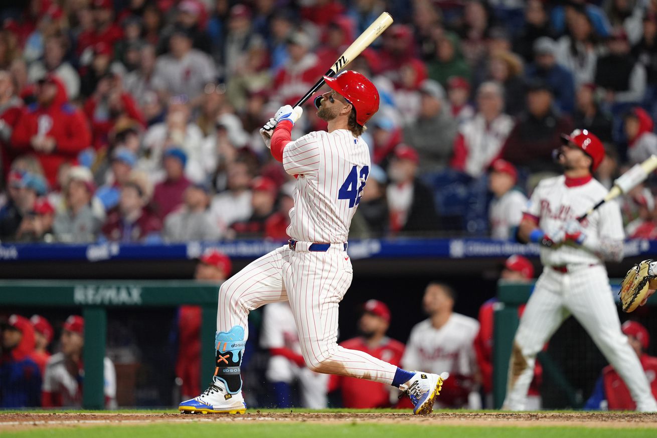 MLB: San Francisco Giants at Philadelphia Phillies
