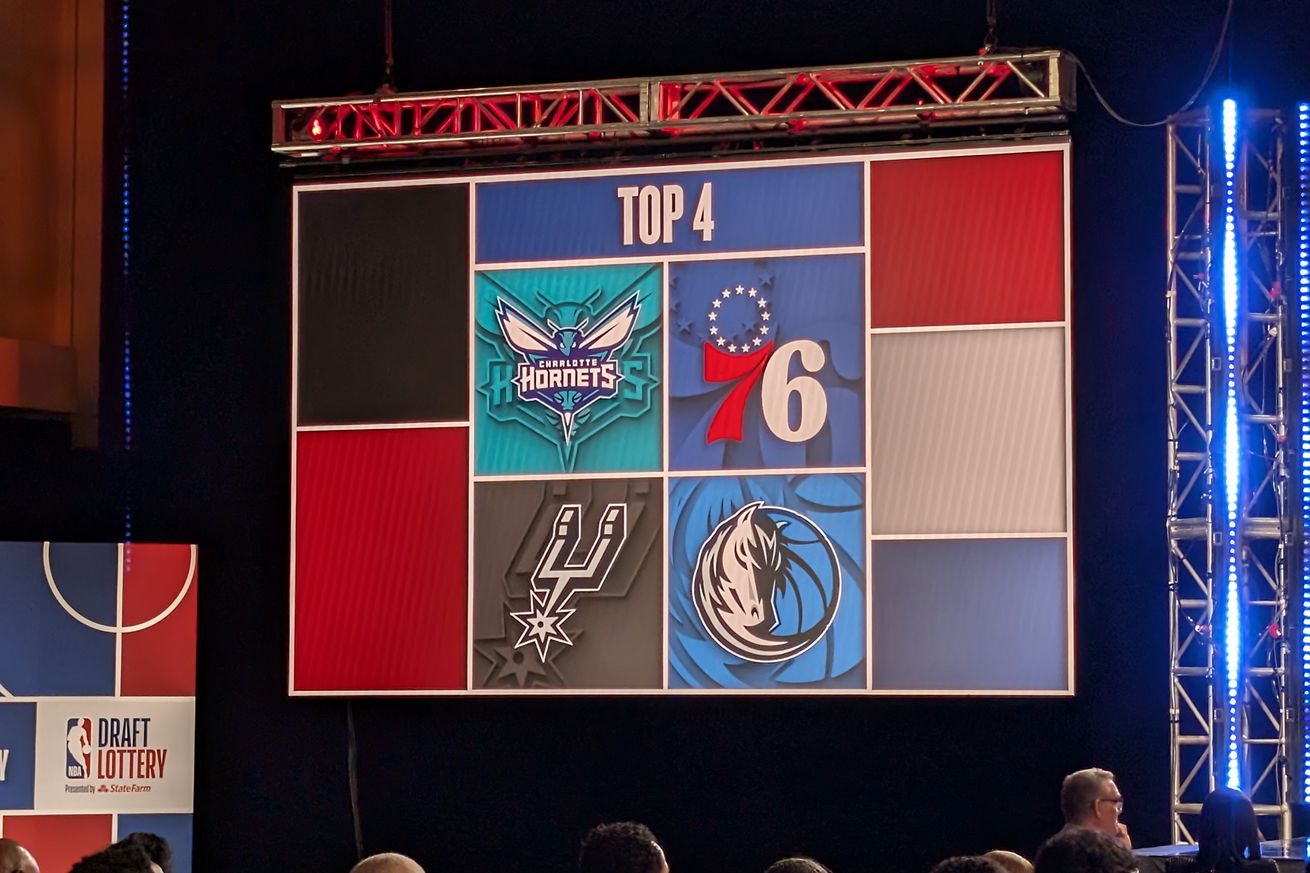 Dallas Maverics won the 2025 NBA Draft Lottery in Chicago