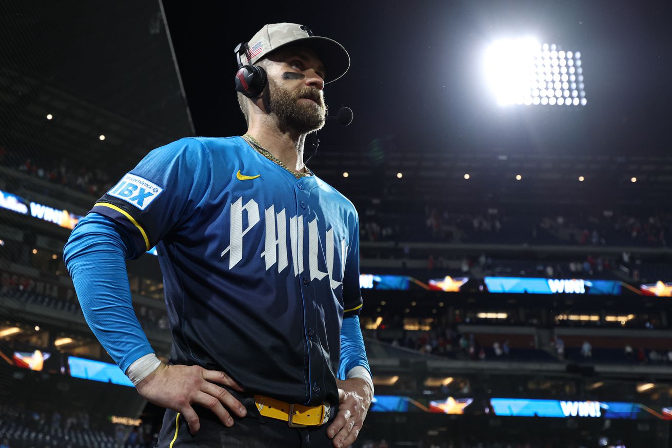 MLB: Pittsburgh Pirates at Philadelphia Phillies