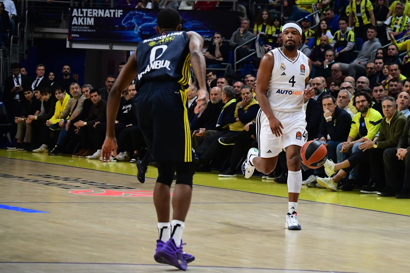 Fenerbahce Beko vs Real Madrid - Turkish Airlines EuroLeague