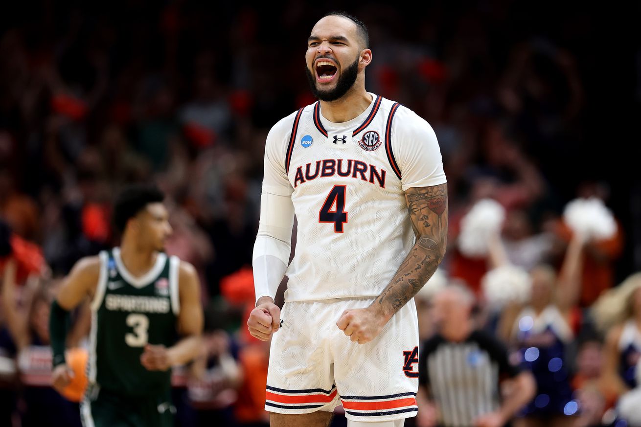 Michigan State v Auburn