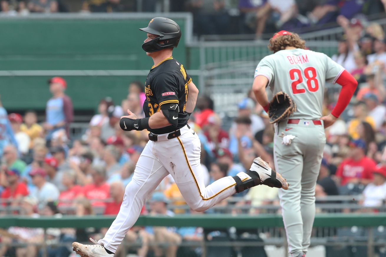 MLB: Philadelphia Phillies at Pittsburgh Pirates
