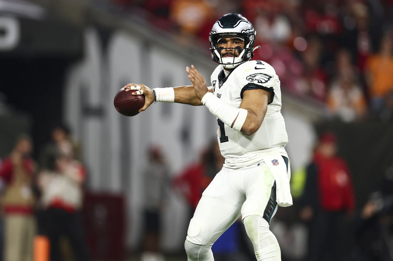 NFC Wild Card Playoffs - Philadelphia Eagles v Tampa Bay Buccaneers