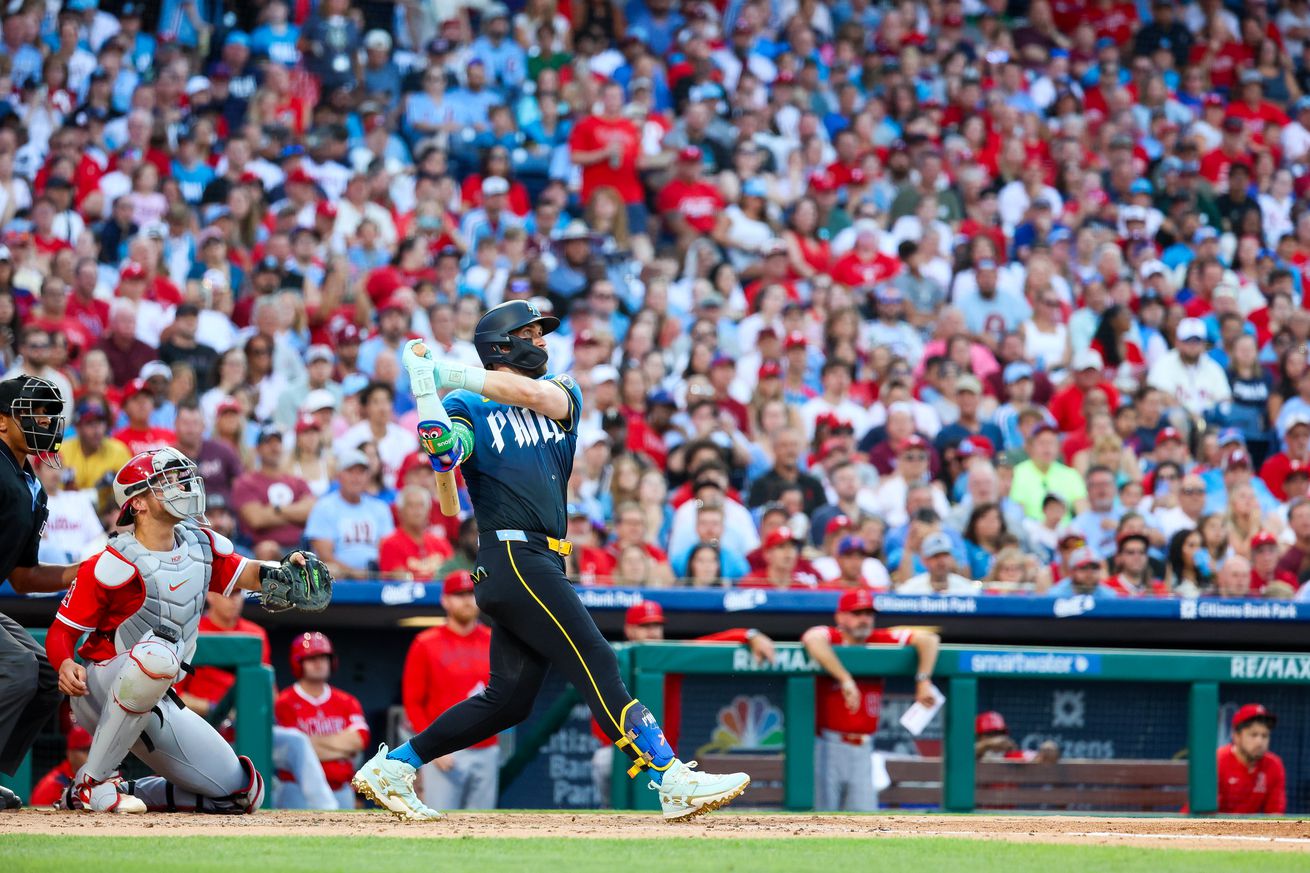 Los Angeles Angels v Philadelphia Phillies