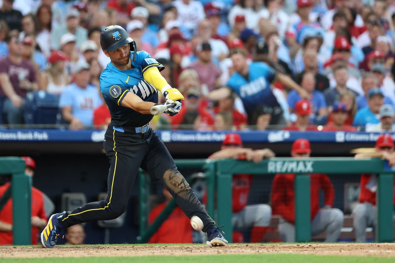 Los Angeles Angels v Philadelphia Phillies
